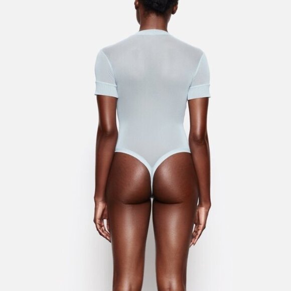 SKIMS Summer Mesh T-Shirt Bodysuit Sky Womens Small - Picture 4 of 13